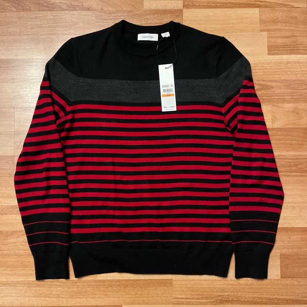 Calvin Klein Sweater Size Small Read Description)